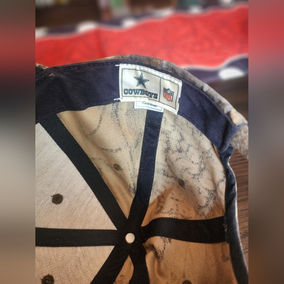 Dallas Cowboys hats - Picture 8 of 9